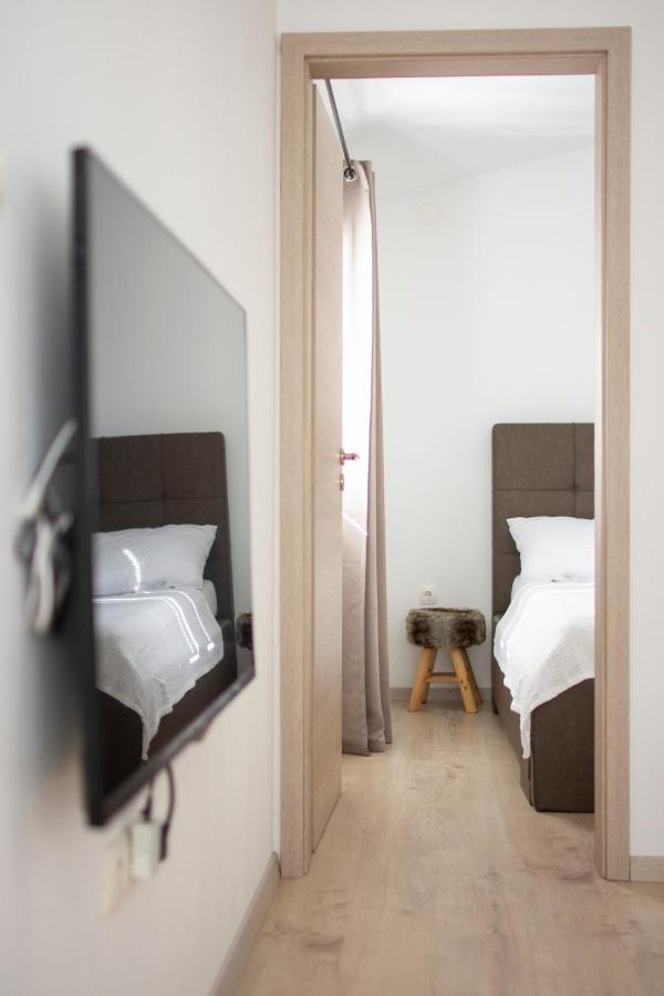 Holiday House By The Sea Vigo Zadar Bagian luar foto